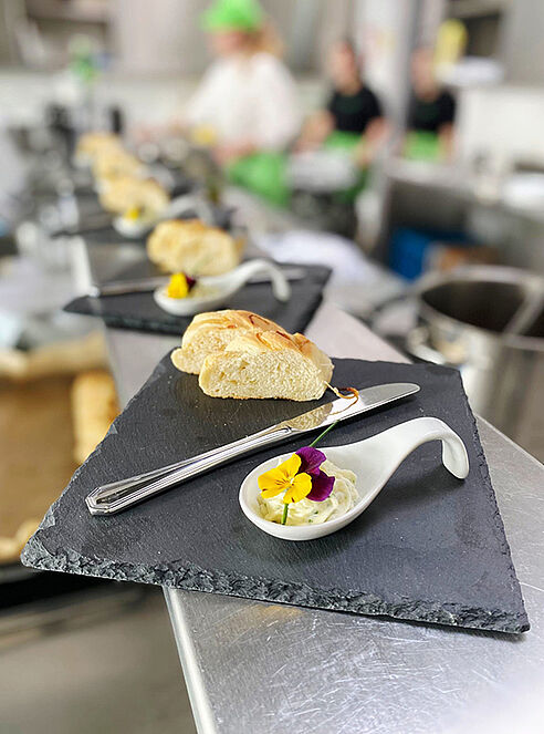 Vorspeise auf Löffel