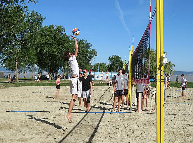 Beachvolleyball-Landesmeisterschaften 2026 in Podersdorf am Neusiedler See — Foto der ecole güssing
